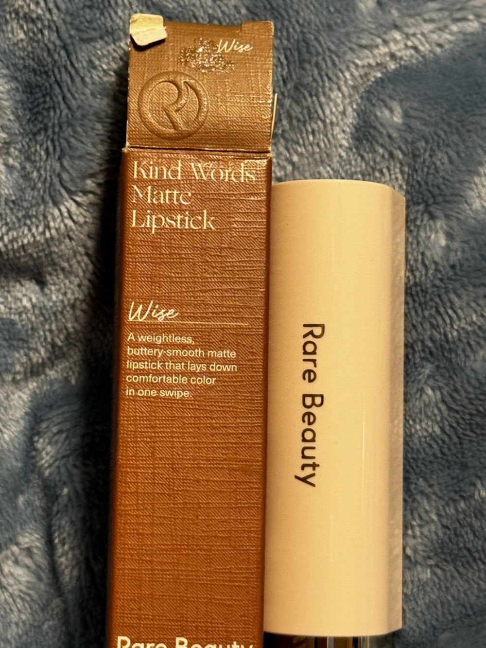 Rare Beauty Kind Words Matte Lipstick — Wise (Nude)